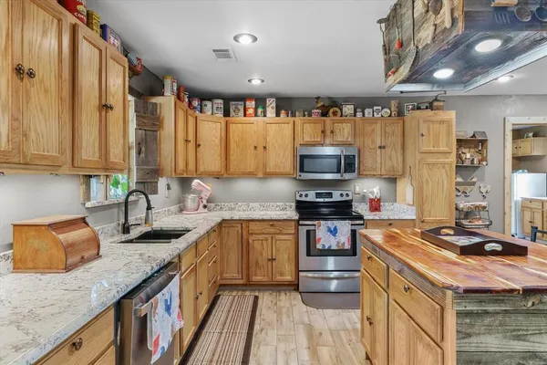 $459,000 | 630 Vz County Road 1909, Edgewood, TX 75117