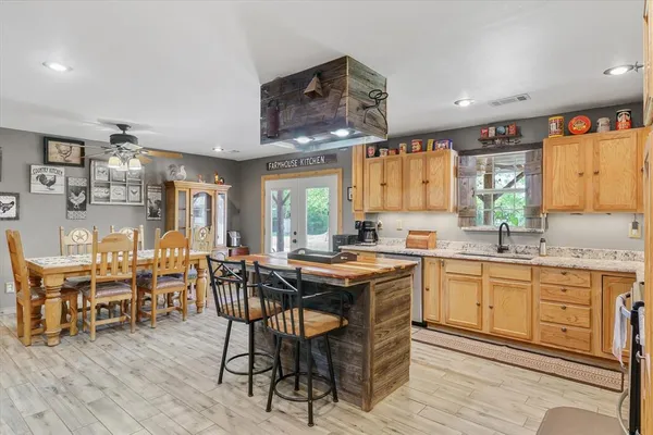 $459,000 | 630 Vz County Road 1909, Edgewood, TX 75117