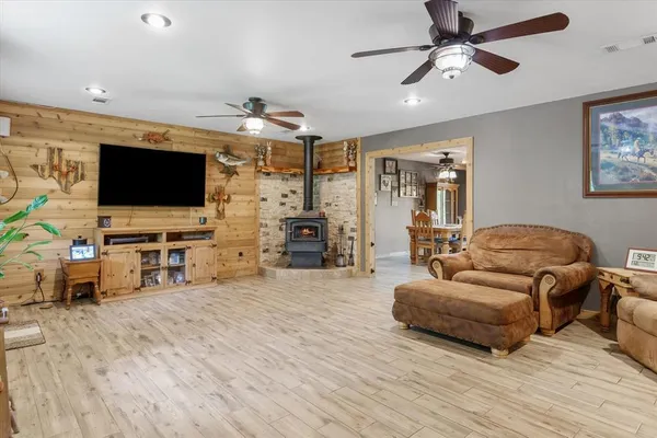 $459,000 | 630 Vz County Road 1909, Edgewood, TX 75117