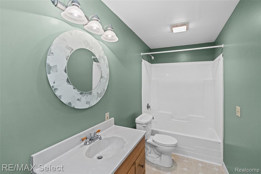 4224 West 4 Lakes Drive Linden, MI 48451 - Photo 50 of 59 Gallery Image 50