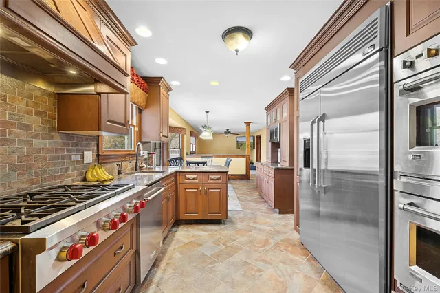 $799,999 | 23 Janet Street, Port Jefferson Station, NY 11776