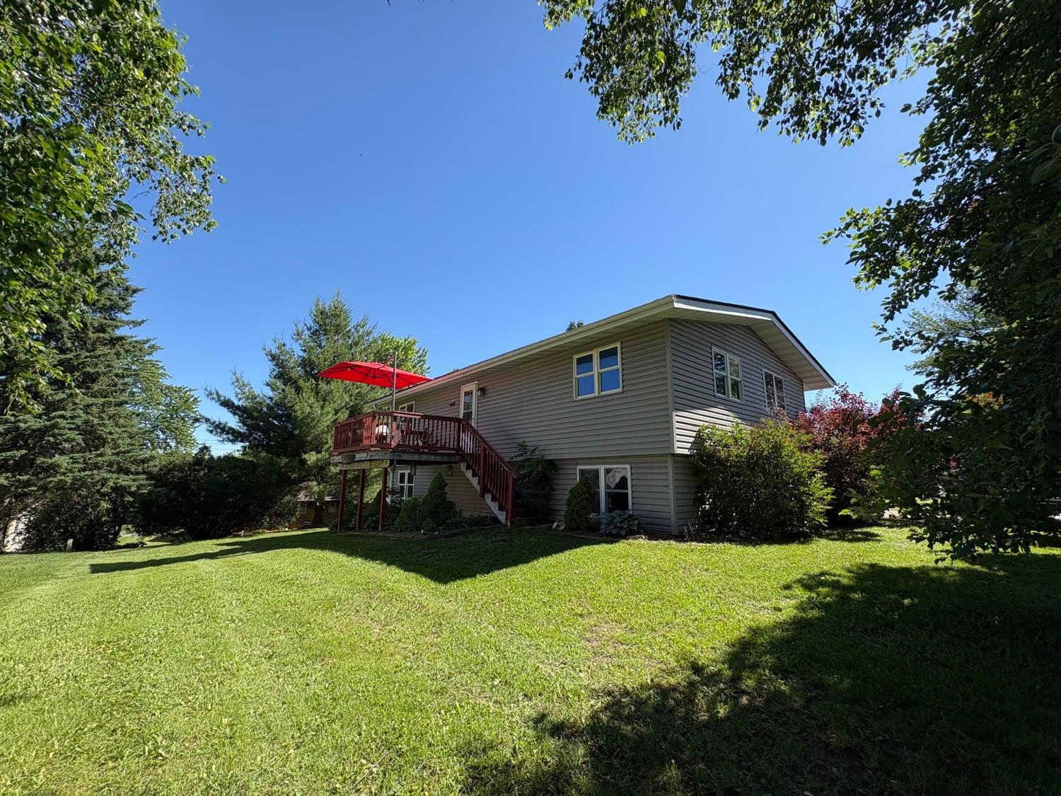 742 West Dale Street Ellsworth, WI 54011 - Photo 10 of 19