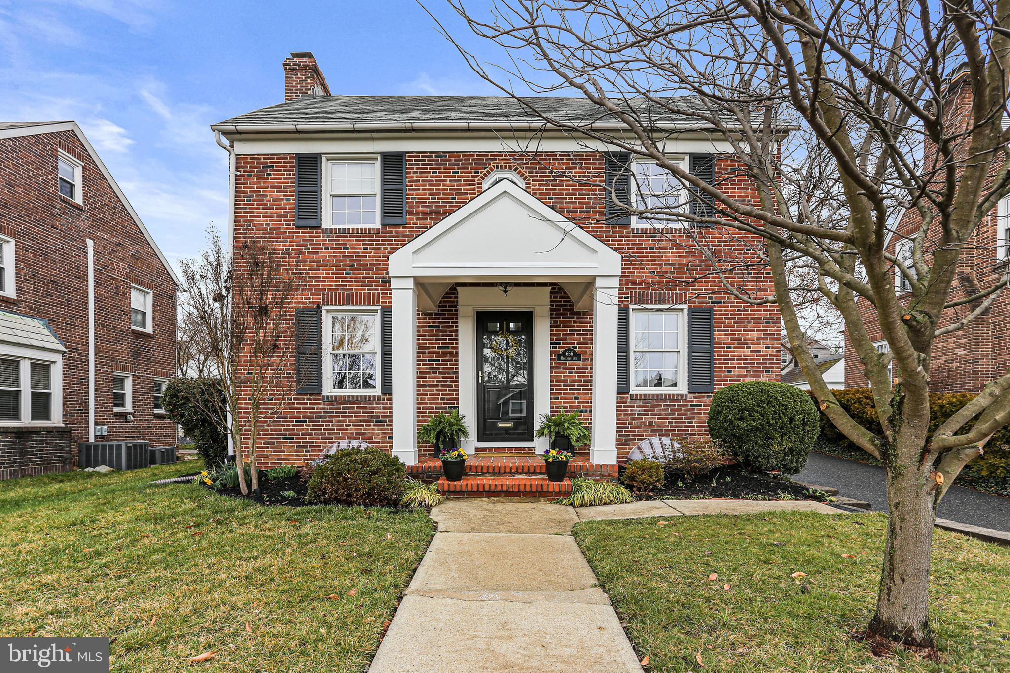 656 Regester Avenue Baltimore, MD 21212 - Photo 1 of 34