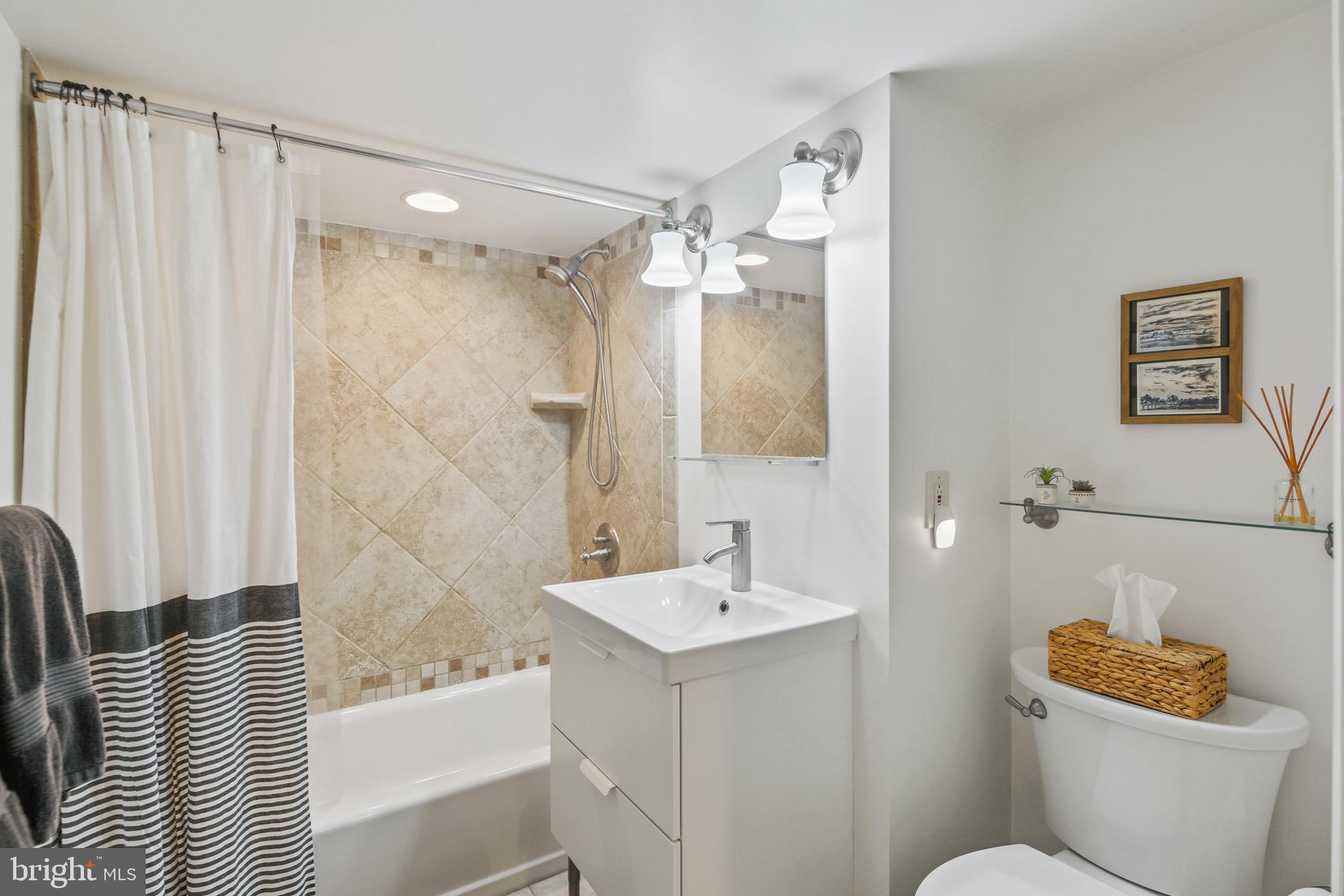 656 Regester Avenue Baltimore, MD 21212 - Photo 26 of 34 Full bath in the lower level