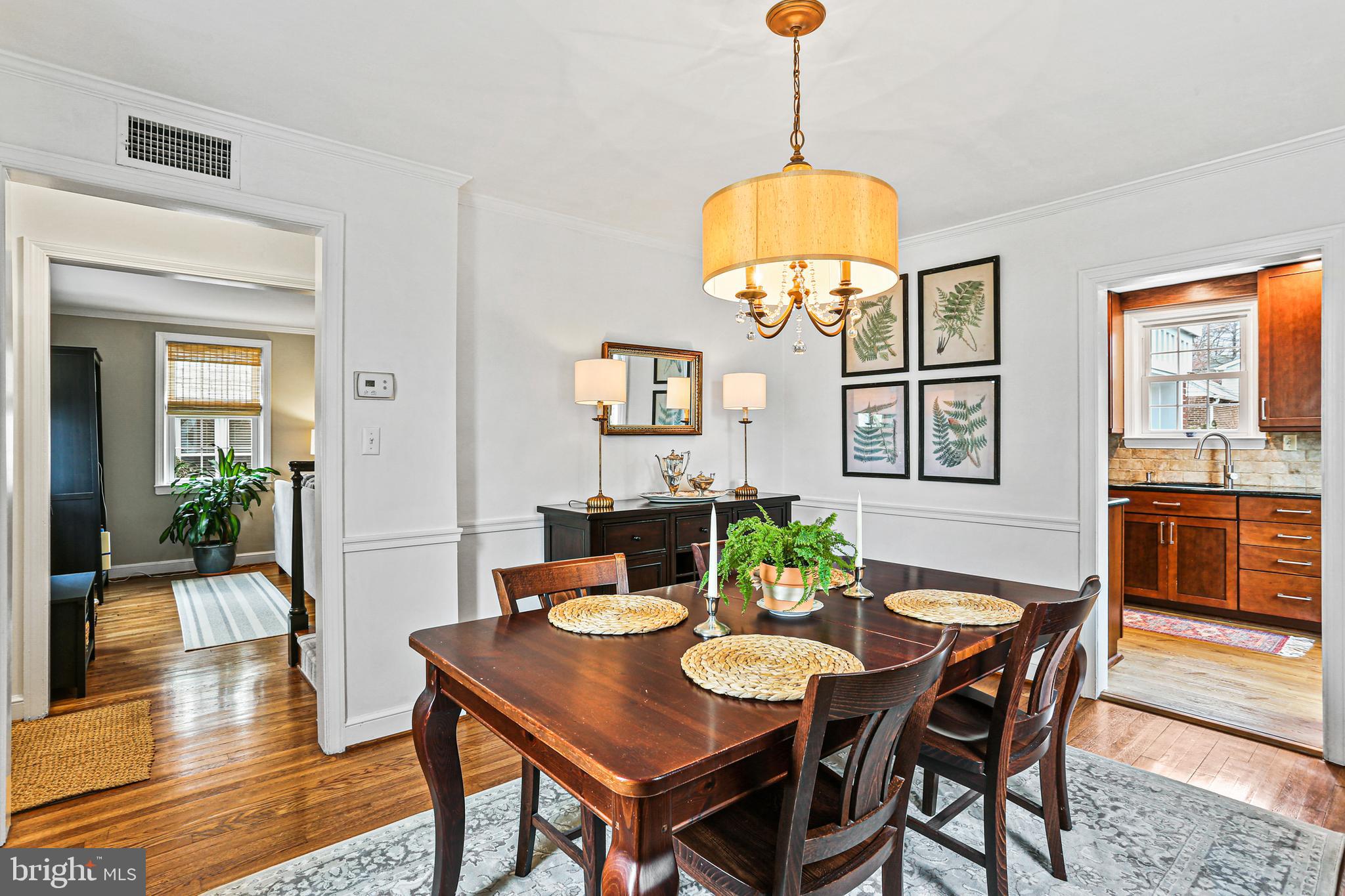 656 Regester Avenue Baltimore, MD 21212 - Photo 3 of 34 Dining Room