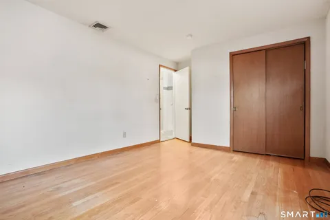 $499,000 | 732 Tunxis Hill Road, Fairfield, CT 06825