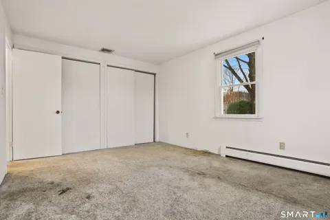 $499,000 | 732 Tunxis Hill Road, Fairfield, CT 06825