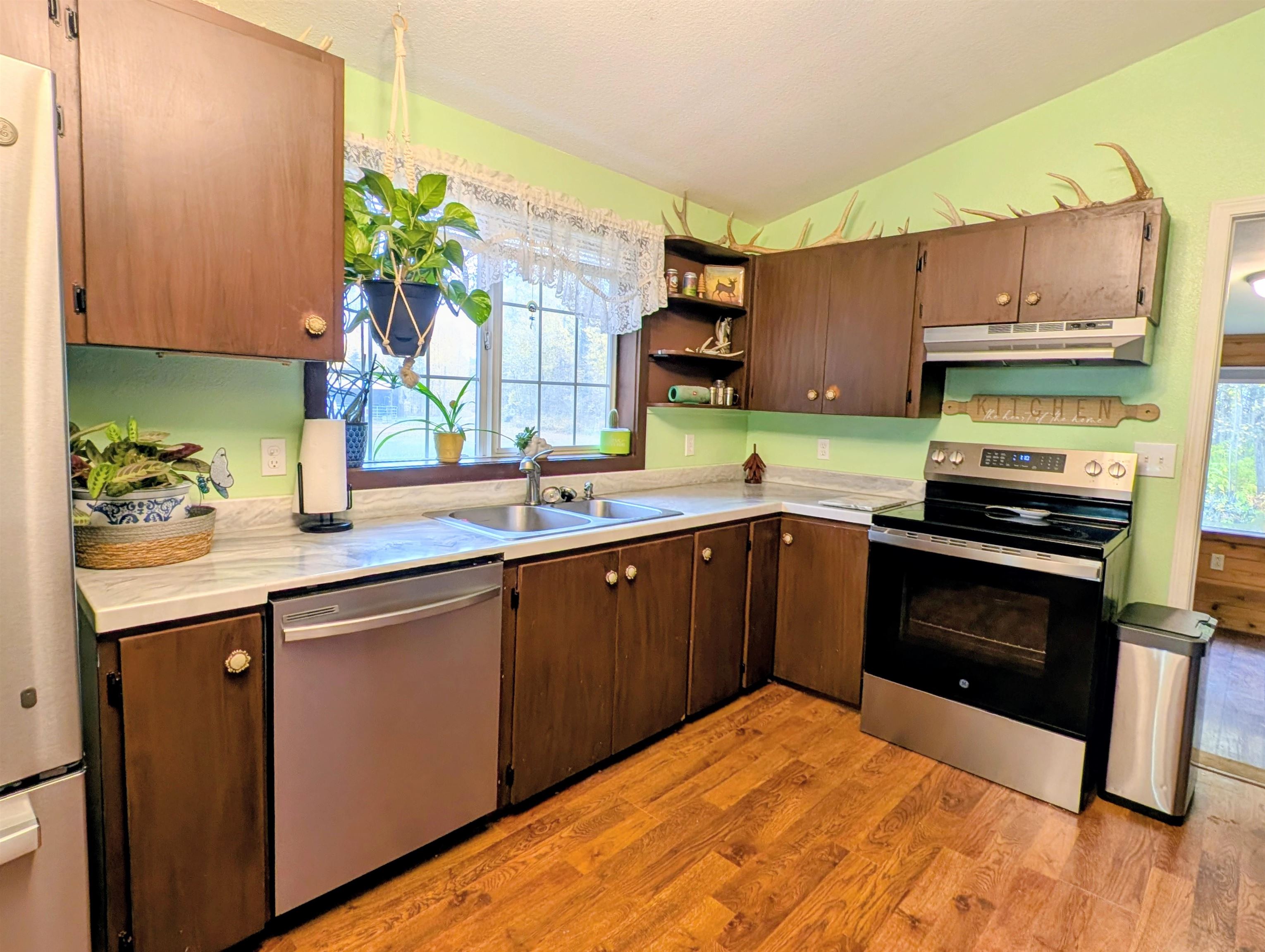 4583 Furzee Road Clayton, WA 99110 - Photo 10 of 50