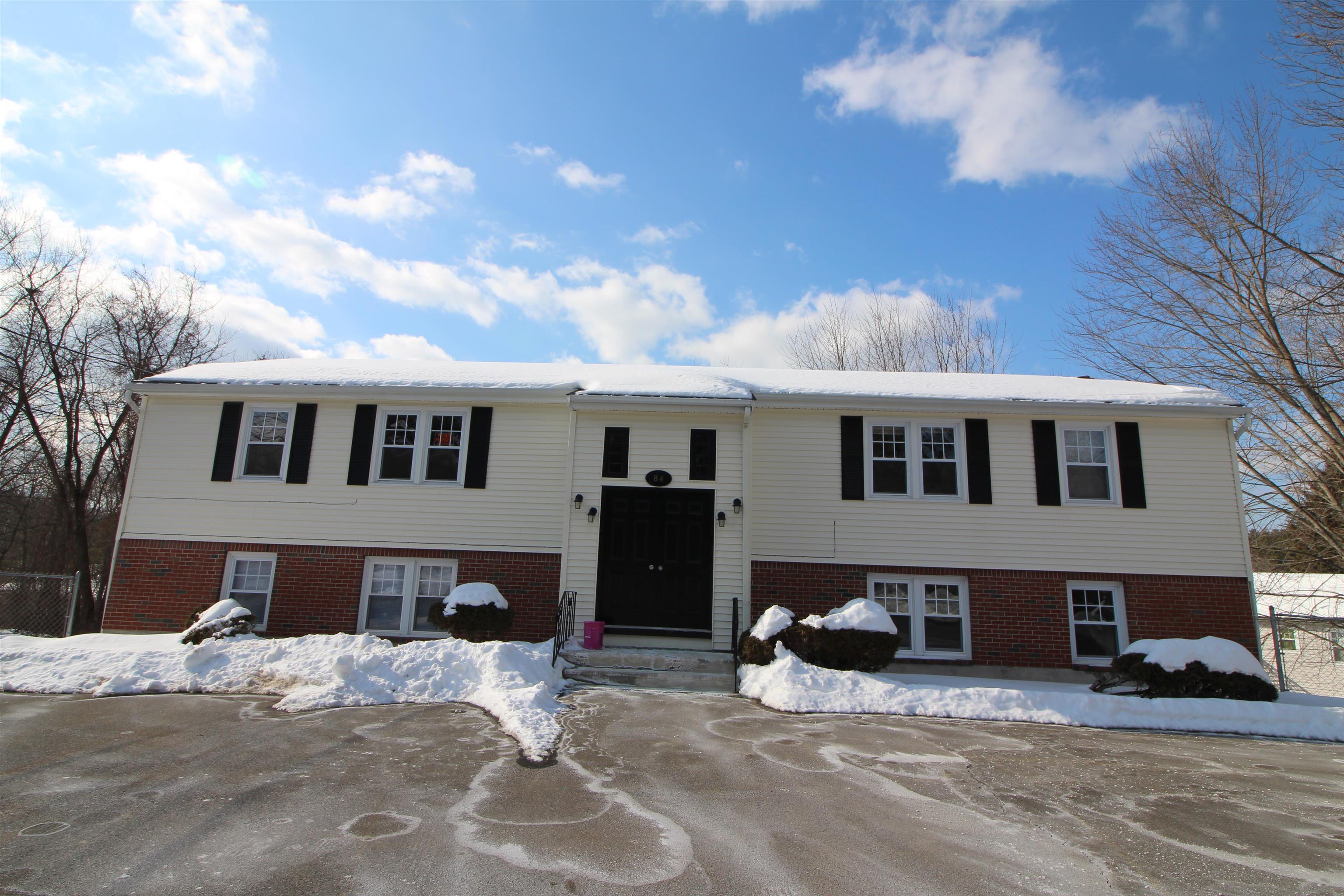 84 Franklin Street, Unit 3 Derry, NH 03038 - Photo 1 of 14