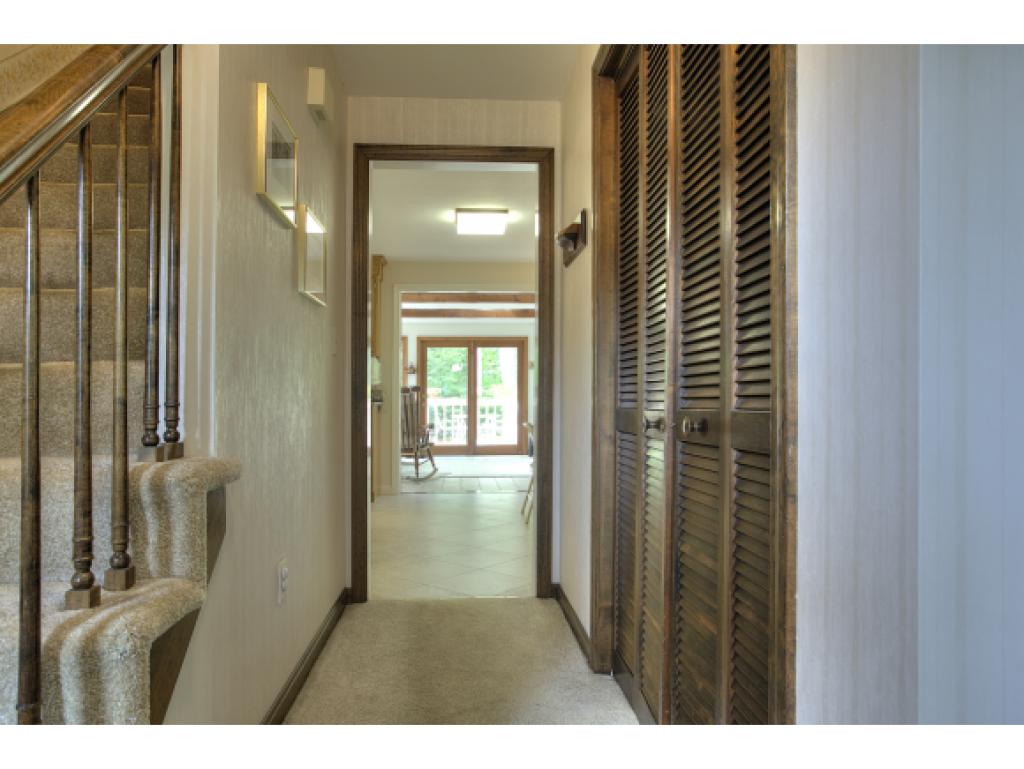 8 Fern Street Windham, NH 03087 - Photo 3 of 35 Gallery Image 3