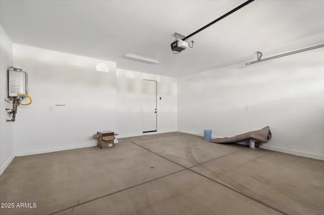 $2,650 | 10211 West Crittenden Lane, Avondale, AZ 85392