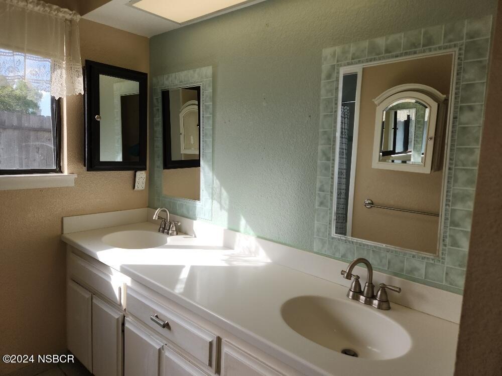 1217 Primrose Court Lompoc, CA 93436 - Photo 12 of 15 Primary bath dual sinks