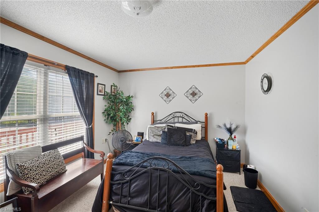 1056 Hasty School Road Thomasville, NC 27360 - Photo 20 of 50