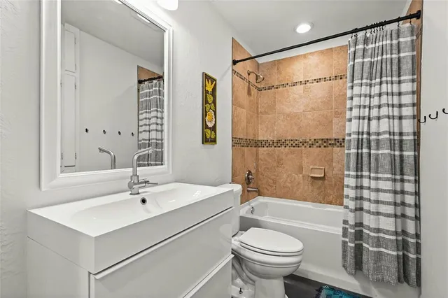 $2,500 | 8415 Bowling Green Drive, Austin, TX 78757