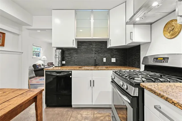 $2,500 | 8415 Bowling Green Drive, Austin, TX 78757