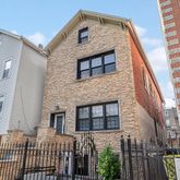 $2,475 | 1522 West Superior Street, Unit 1, Chicago, IL 60642