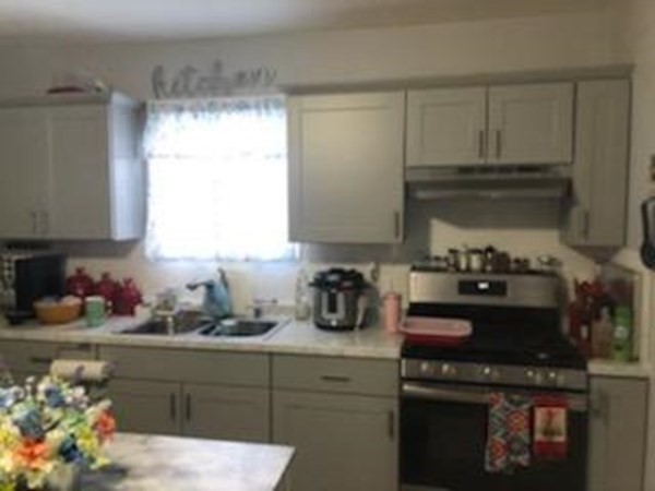 159 Tecumseh Street Fall River, MA 02721 - Photo 14 of 20 Gallery Image 14