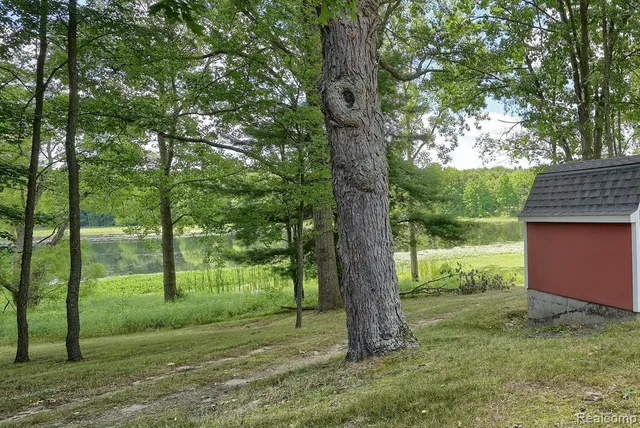 $899,500 | 1295 Bald Eagle Lake Road, Ortonville, MI 48462