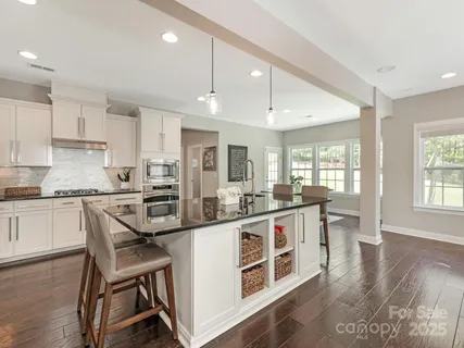 $675,000 | 10201 Daufuskie Drive, Charlotte, NC 28278
