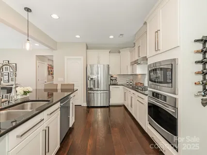 $675,000 | 10201 Daufuskie Drive, Charlotte, NC 28278