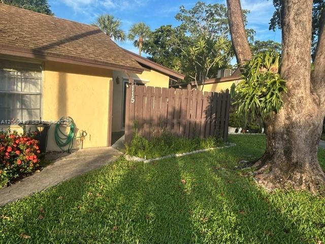 115 Fox Road, Unit 241 Hollywood, FL 33024 - Photo 7 of 20 Home entrance