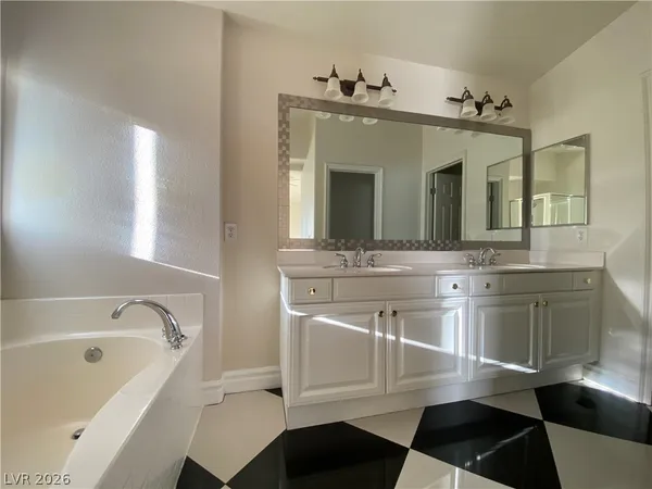 $2,195 | 175 Real Long Way, Las Vegas, NV 89148
