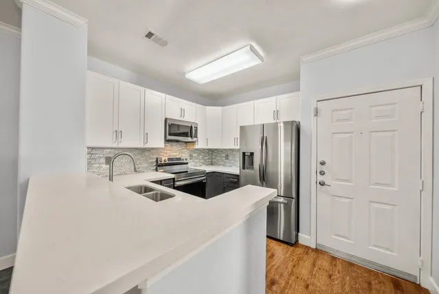 $320,000 | 8434 Walerga Road, Unit 327, Antelope, CA 95843