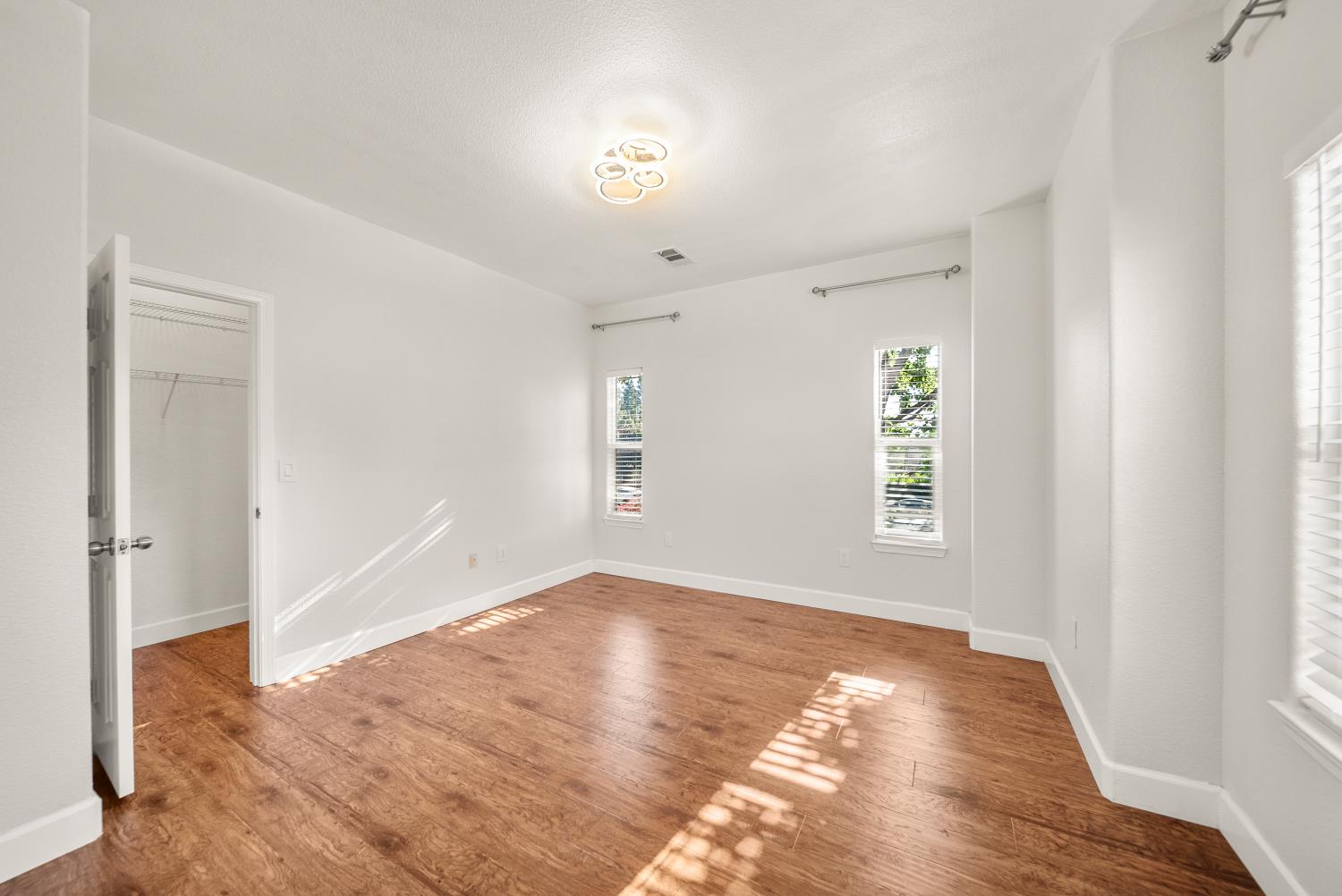 8434 Walerga Road, Unit 327 Antelope, CA 95843 - Photo 7 of 20