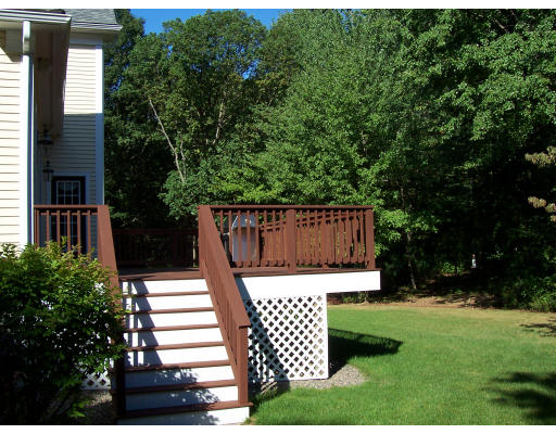 8 Libby Road Natick, MA 01760 - Photo 4 of 9 Gallery Image 4