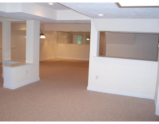 8 Libby Road Natick, MA 01760 - Photo 9 of 9 Gallery Image 9