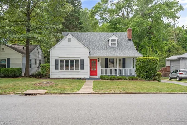 $345,000 | 832 Knollwood Street, Winston-Salem, NC 27103