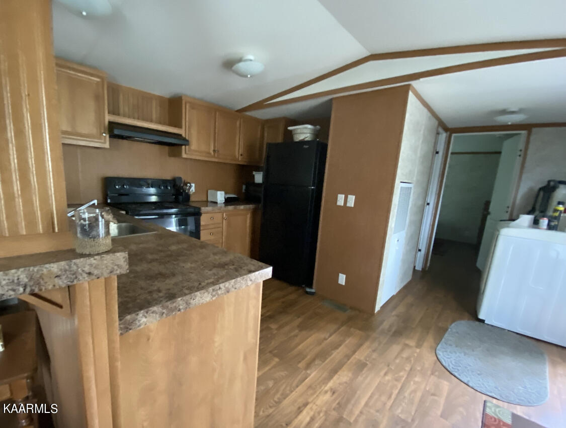 1625 Machine Branch Road Ewing, VA 24248 - Photo 32 of 60 Kitchen in S/W