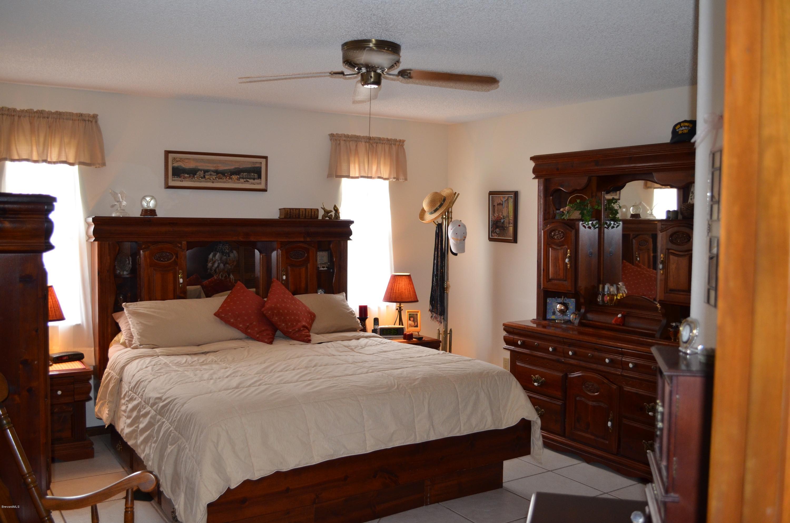 480 Rio Vista Lane Merritt Island, FL 32952 - Photo 11 of 23 RioVistaLane 059