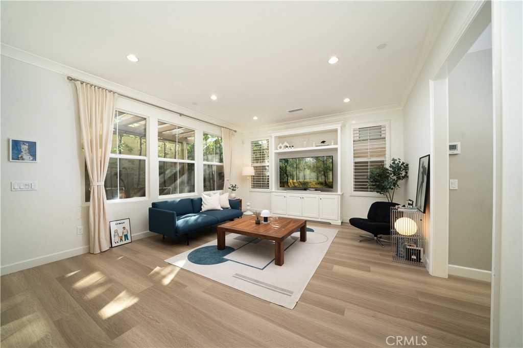 106 Working Ranch Irvine, CA 92602 - Photo 5 of 36