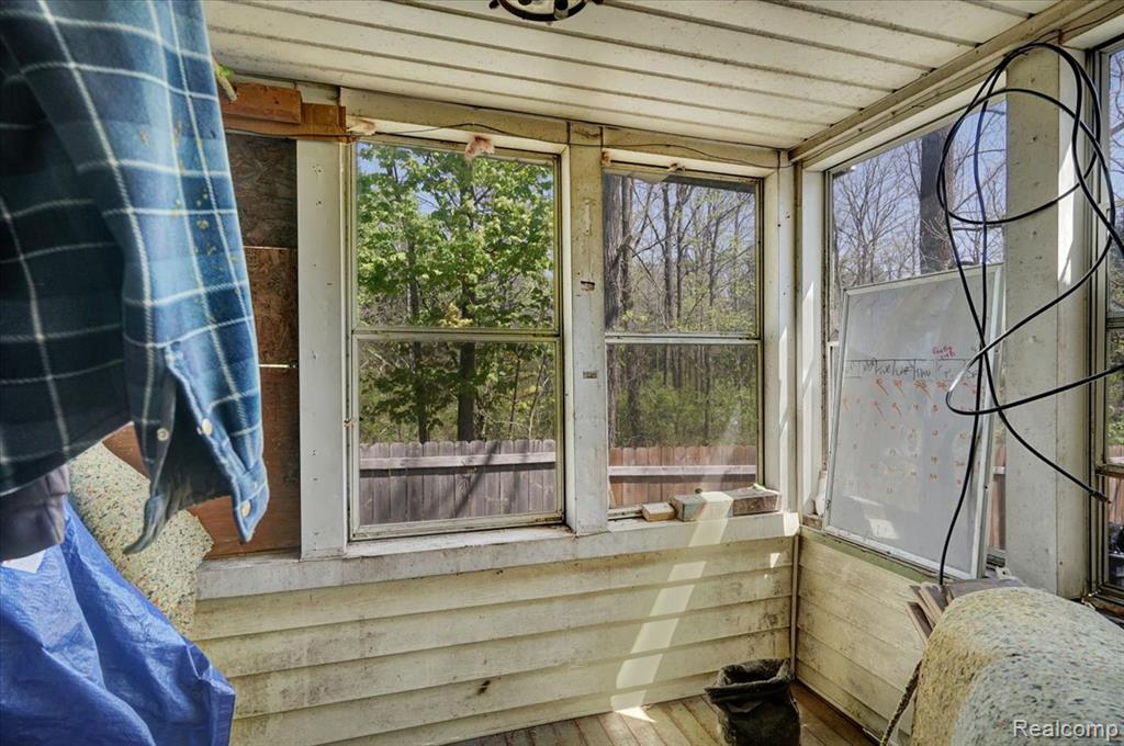 4264 Branch Road Flint, MI 48506 - Photo 11 of 30