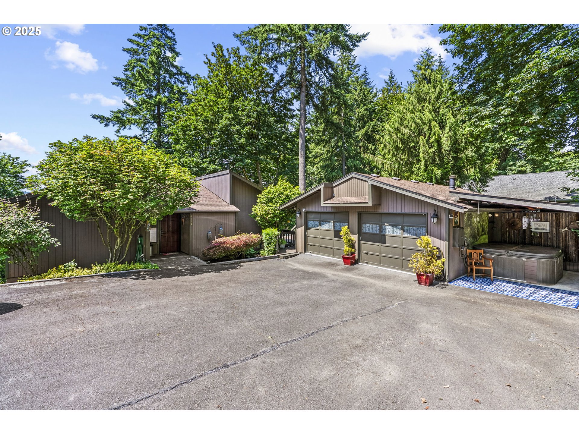 4115 Sunset Way Longview, WA 98632 - Photo 1 of 37 Gallery Image 1