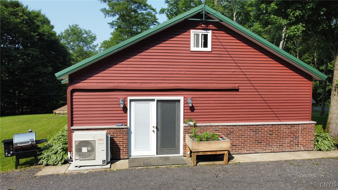 149 Jackson Road Orwell, NY 13144 - Photo 3 of 31 Side view