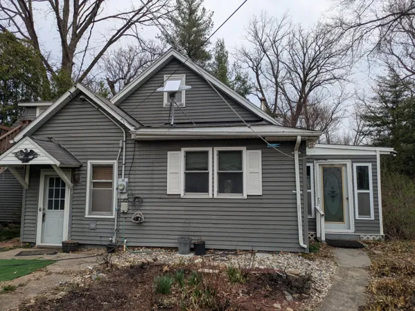 $220,000 | 3900 East 1425th Street North, Wheatfield, IN 46392