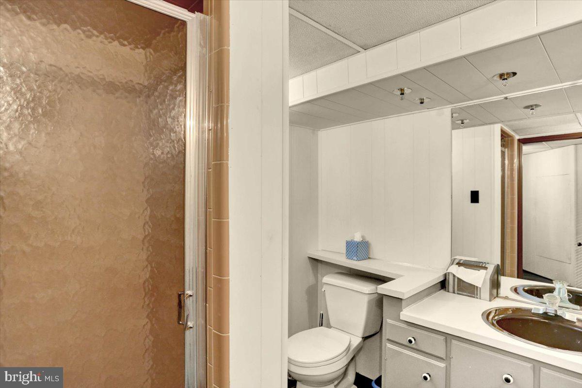 126 4th Street Shillington, PA 19607 - Photo 25 of 35 2nd full bath