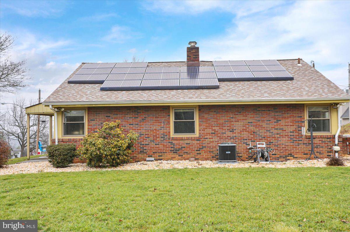 126 4th Street Shillington, PA 19607 - Photo 33 of 35 solar panels