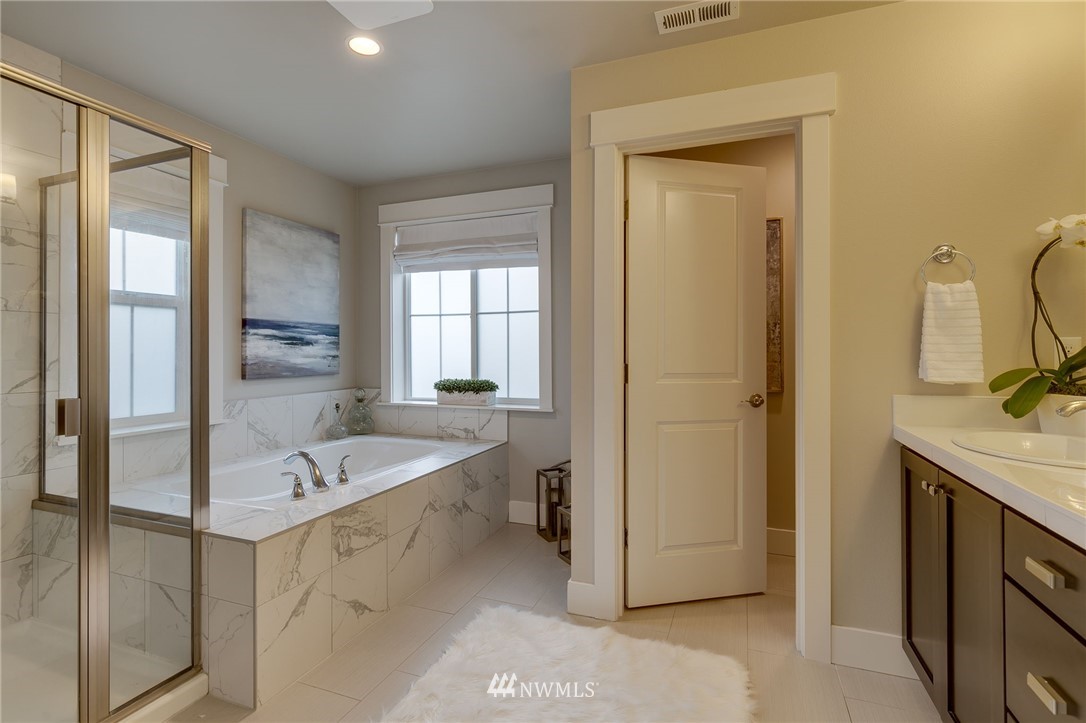 4306 187th Street Southeast Bothell, WA 98012 - Photo 14 of 29 Gallery Image 14