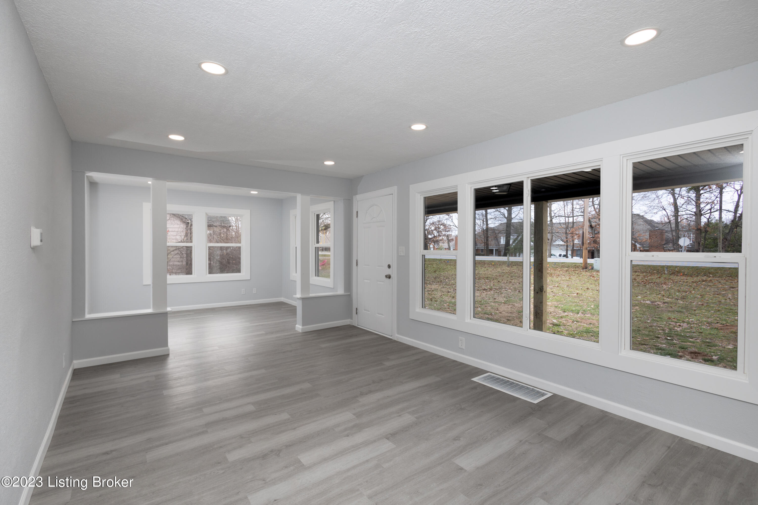 4803 Billtown Road Louisville, KY 40299 - Photo 5 of 23 EOSR8442