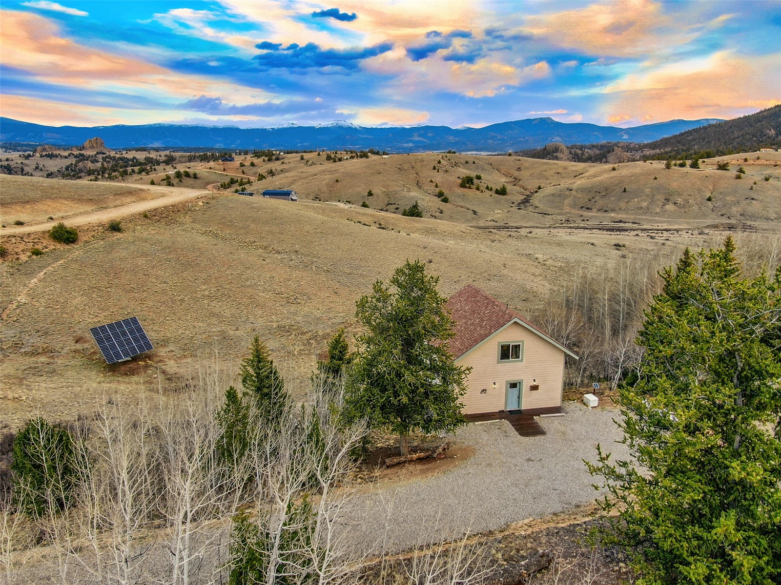 440 Arland Road Como, CO 80432 - Photo 37 of 49 a view of an ocean and mountain