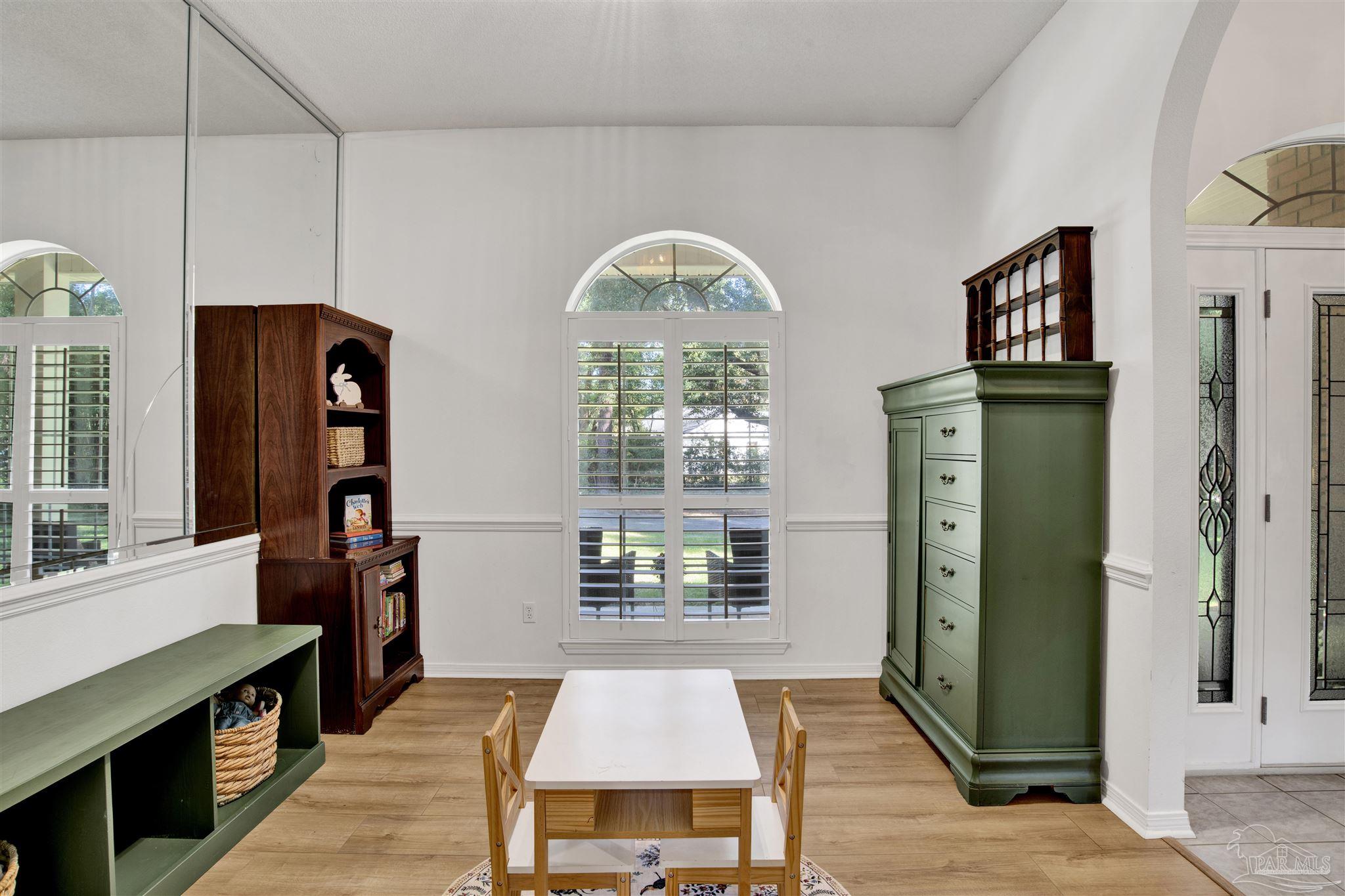 3137 Runnymede Road Pensacola, FL 32504 - Photo 35 of 42 Gallery Image 35