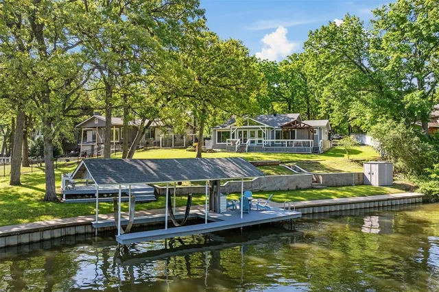 a view of a lake with houses