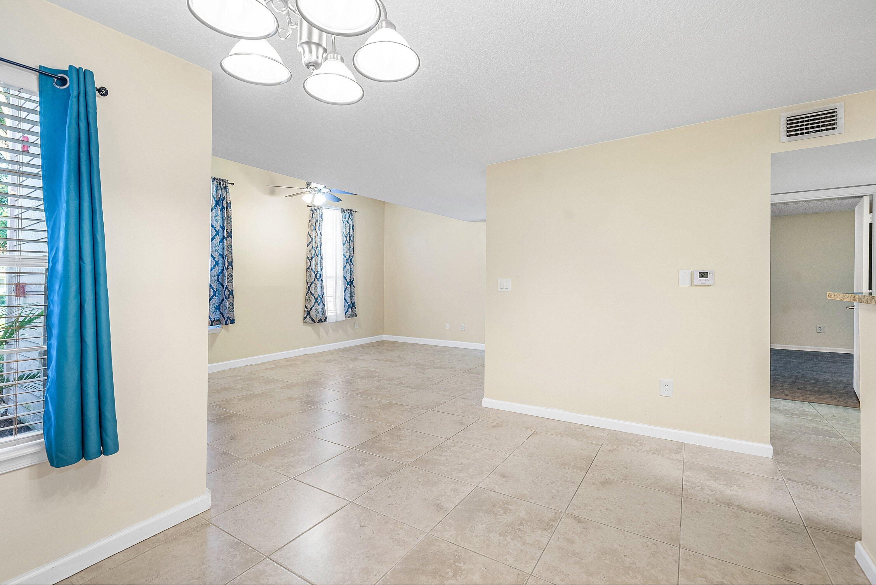 1001 Crystal Way, Unit M Delray Beach, FL 33444 - Photo 15 of 41 015-1001CrystalWay-M-DelrayBeach-FL-3344