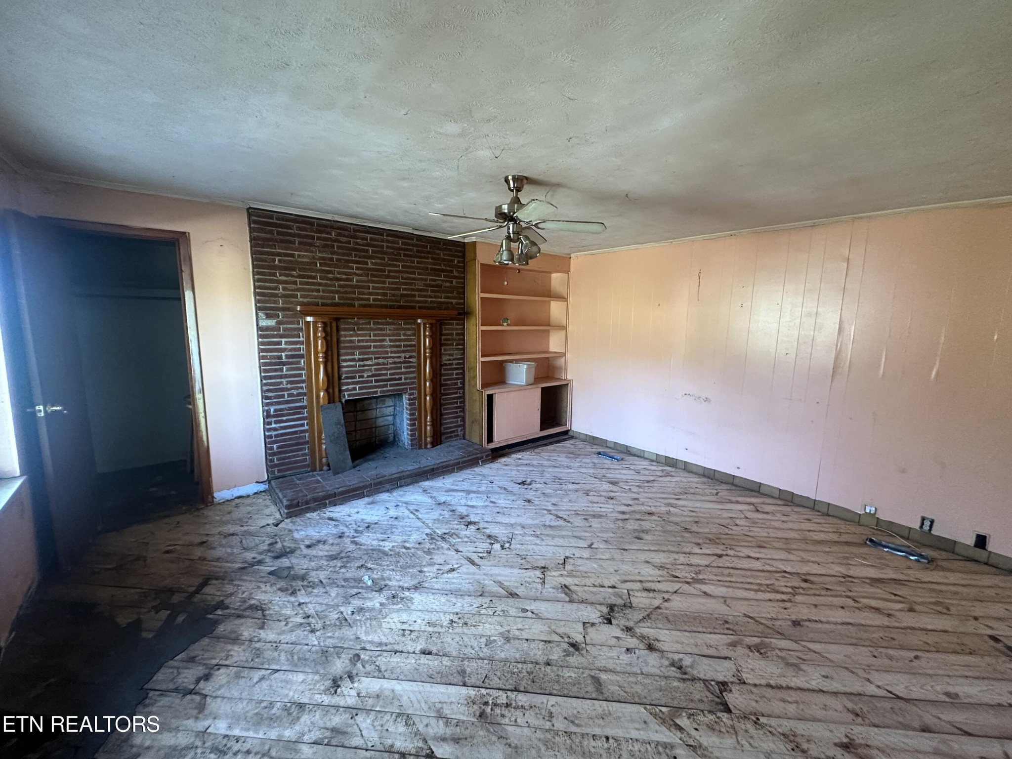 230 Old Store Road Madisonville, TN 37354 - Photo 6 of 18 Gallery Image 6