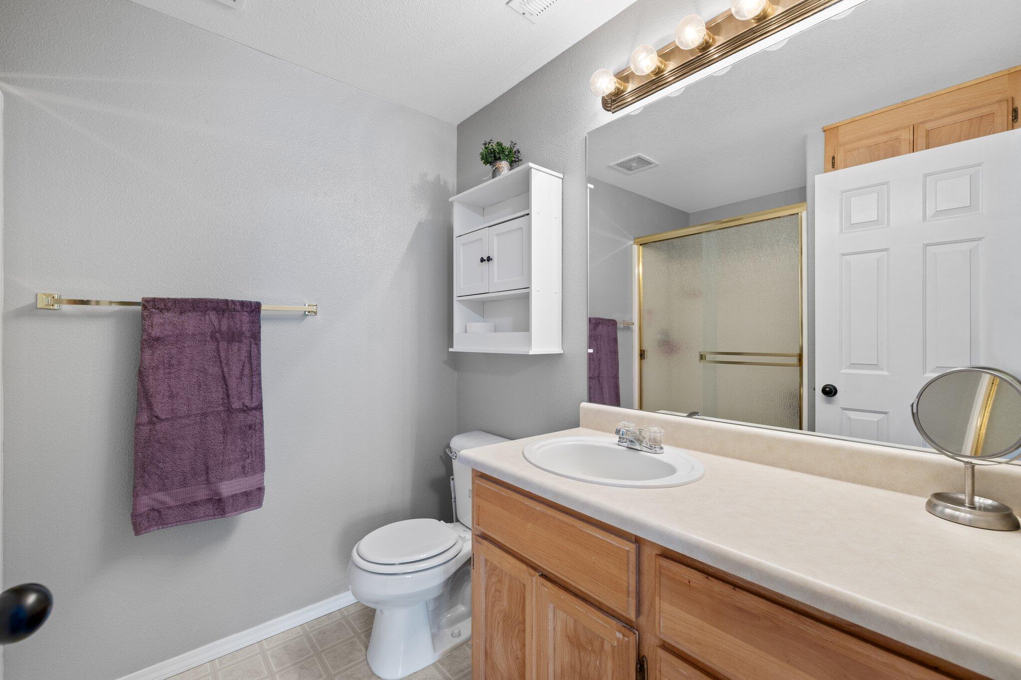 680 Andrea Way Eagle Point, OR 97524 - Photo 20 of 29 20-web-or-mls-_D9A2484