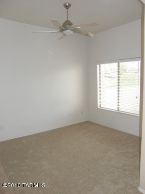 421 West Ridge Peak Road Oro Valley, AZ 85737 - Photo 5 of 25 Gallery Image 5