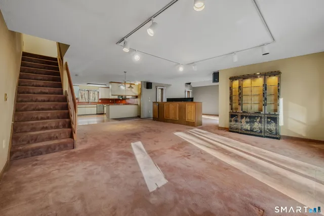 $475,000 | 97 West Main Street, Unit 24, East Lyme, CT 06357